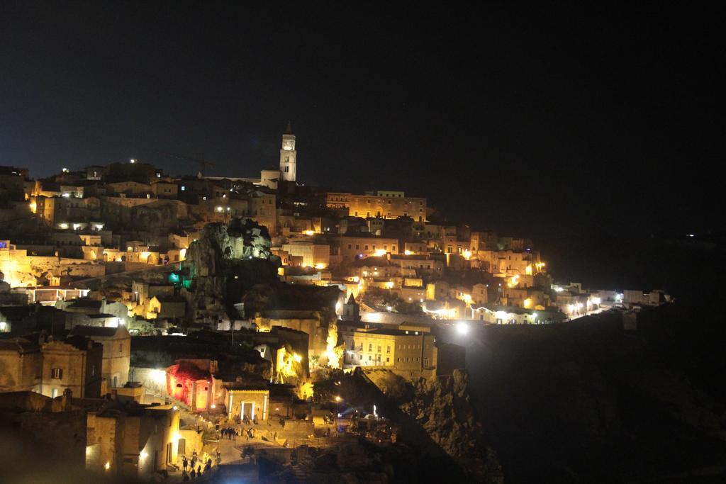 Lamia Room Rentals Matera Bagian luar foto