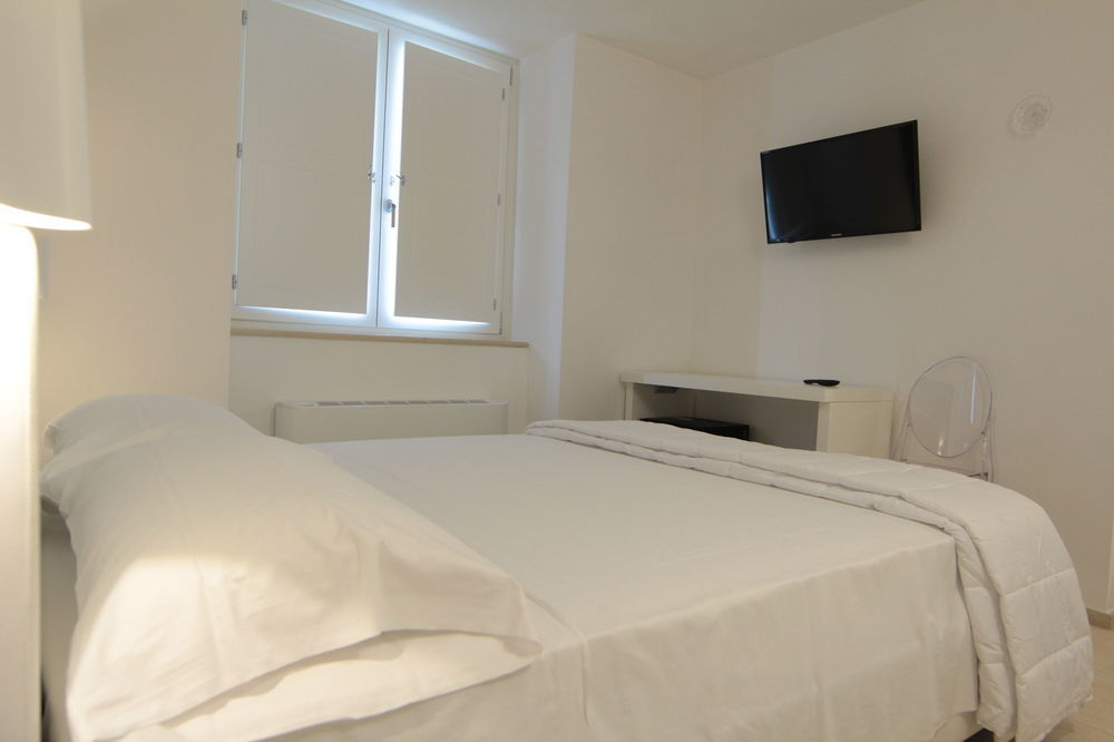 Lamia Room Rentals Matera Bagian luar foto